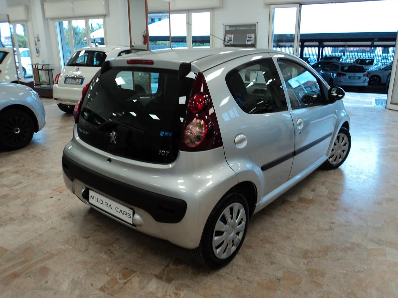 Peugeot 107 1.0 GPL