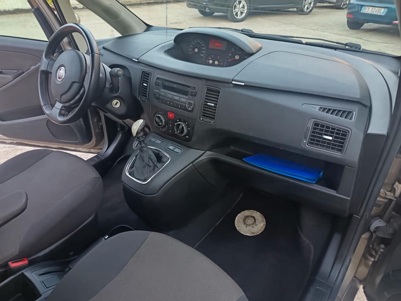 Fiat Idea 1.4 16V BlackMotion
