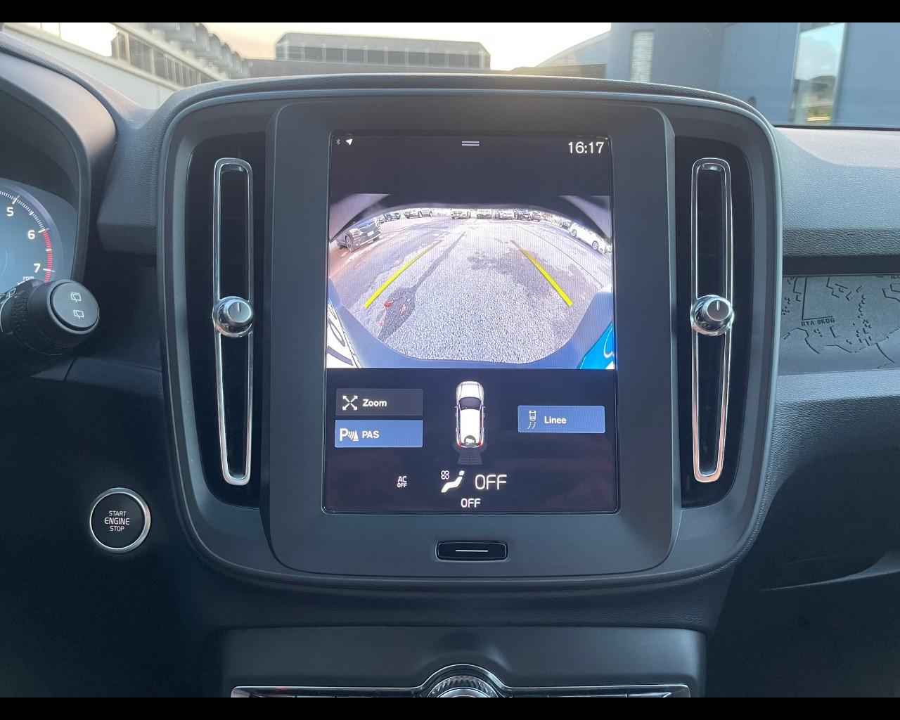 VOLVO XC40 (2017-->) - XC40 T2 automatico Essential