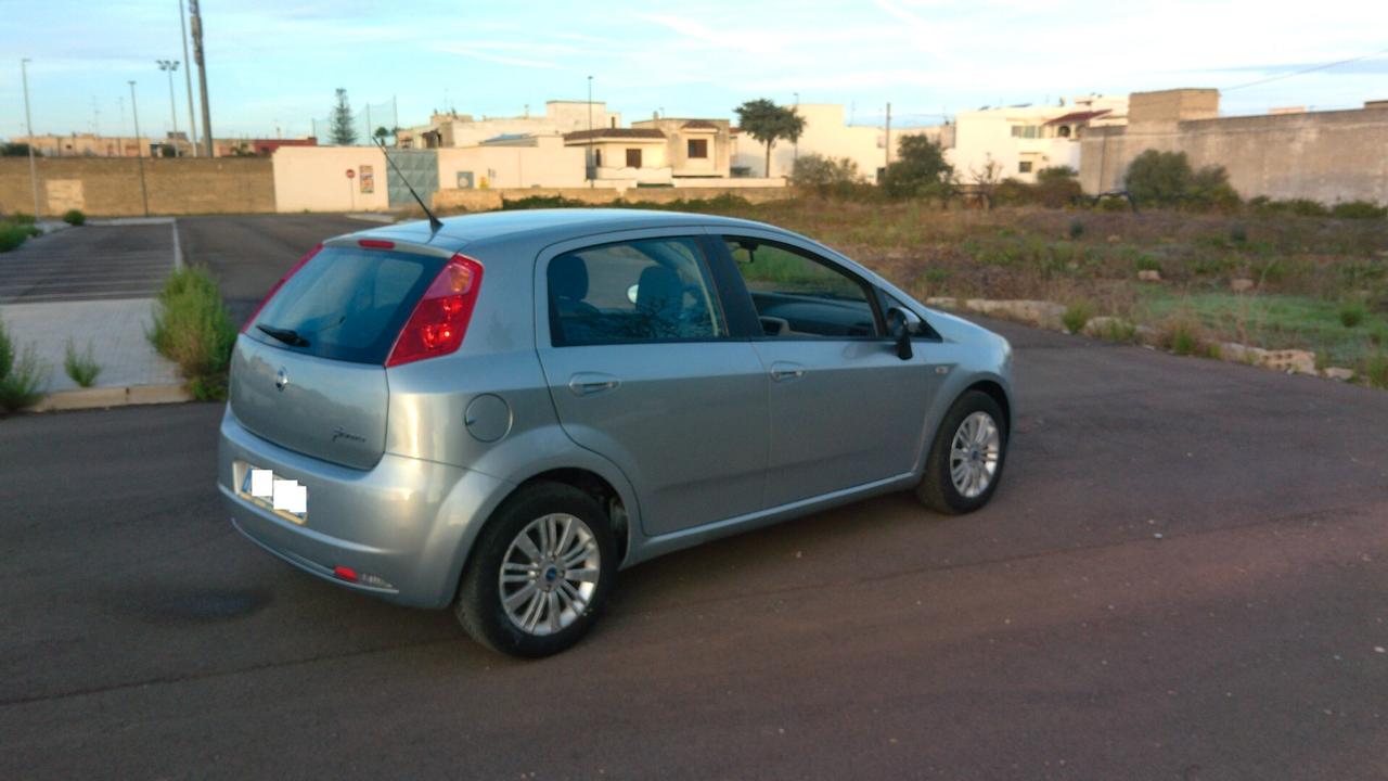 Fiat Grande Punto 1.3 MJT 90 CV 5 porte Dynamic