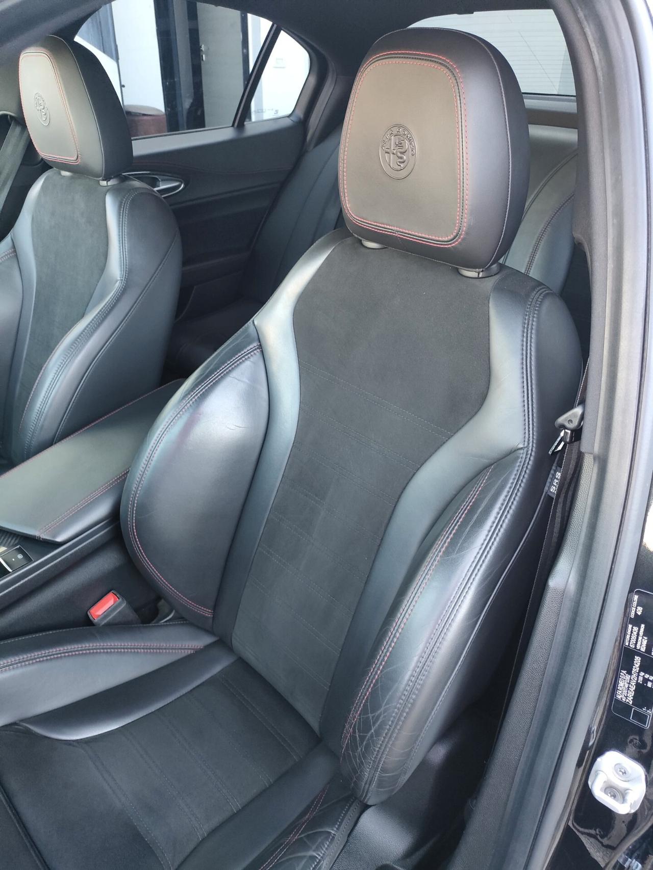 Alfa Romeo Giulia 2.9 T V6 Quadrifoglio