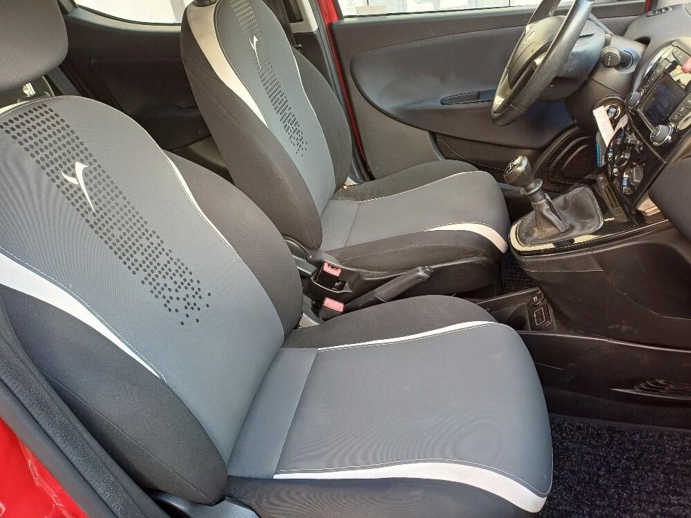 Lancia Ypsilon 1.200 Silver Km 66.000