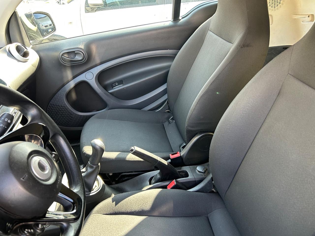 Smart ForTwo 70 1.0 CAMBIO MANUALE neopatentati