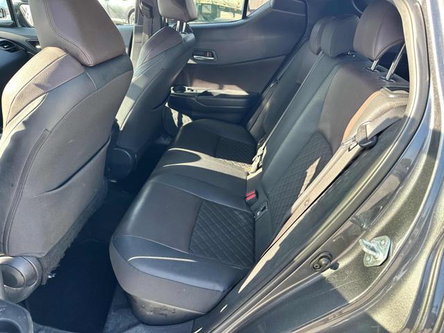 TOYOTA C-HR 1.8 Hybrid E-CVT Lounge OK NEOPATENTATI