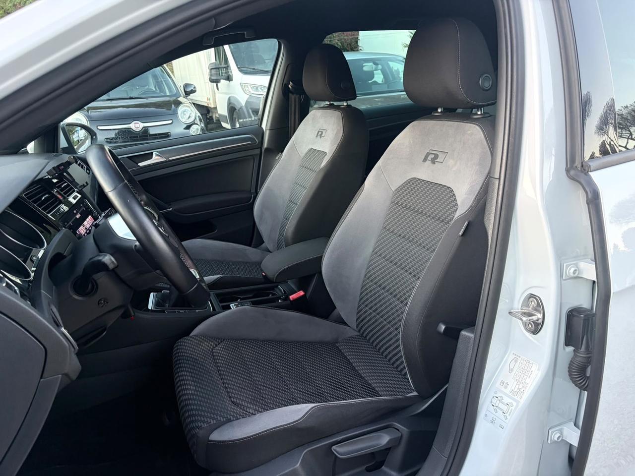 Volkswagen Golf 1.4 TSI R-Line Executive BlueMotion Technology