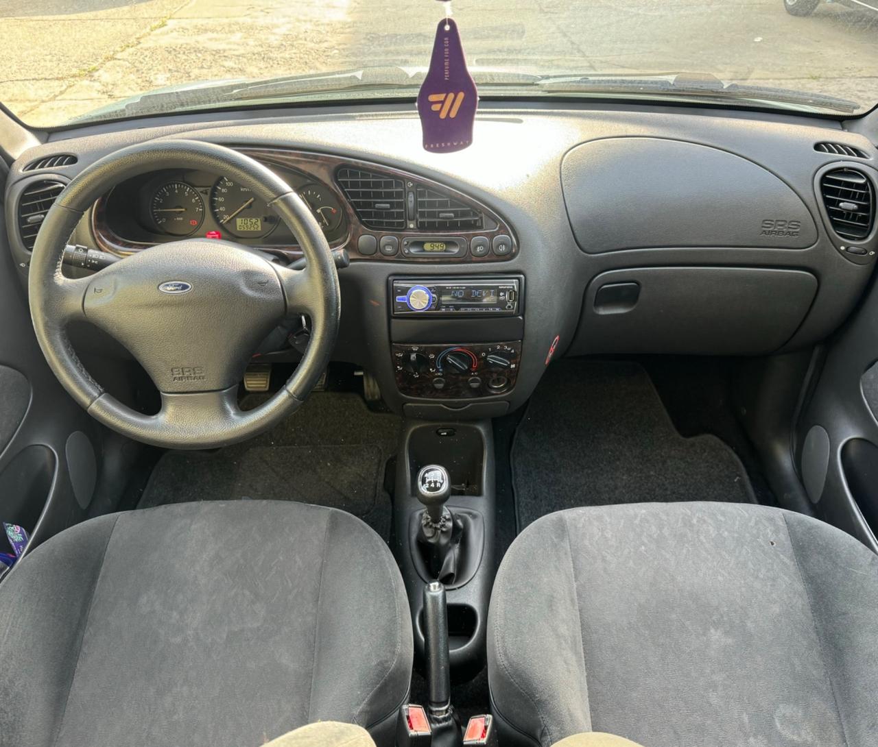 Ford Fiesta 1.2i 16V cat 5 porte Ghia