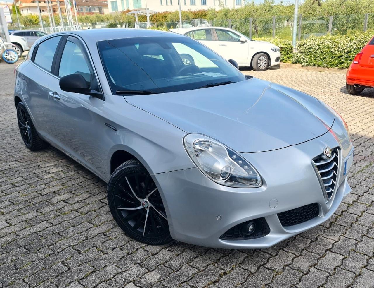 Alfa Romeo Giulietta 1.6 JTDm-2 105 CV Distinctive