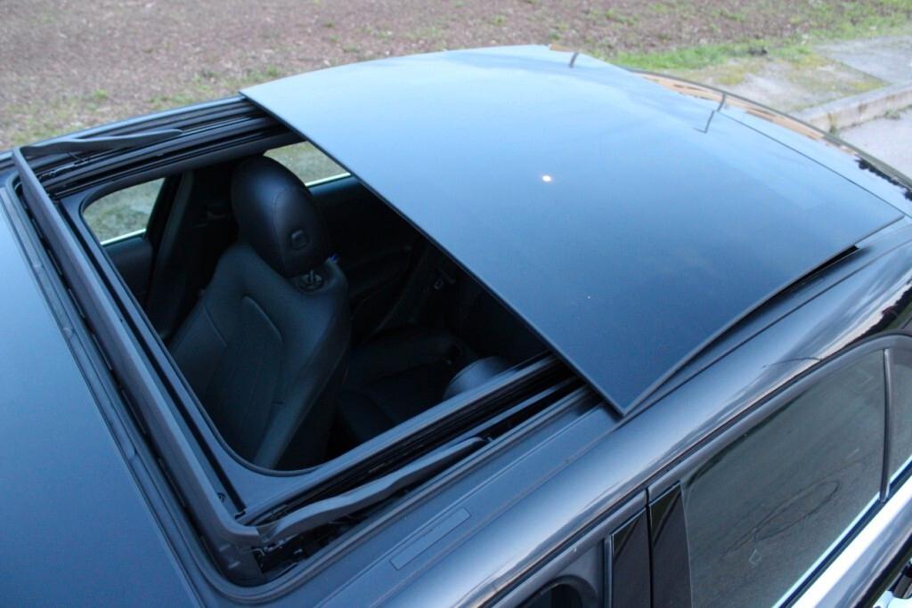 MERCEDES Classe A 180 d Aut. *Tetto *Luci Ambiente