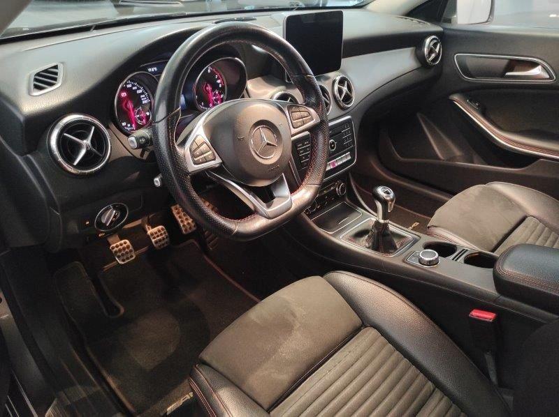 Mercedes-Benz CLA S.Brake (X118) CLA 180 Shooting Brake Premium