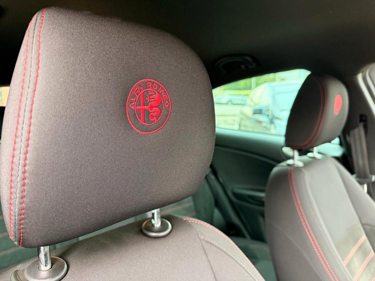 Alfa Romeo Giulietta 2.0 JTDm 170 CV TCT Veloce Carbon Edition