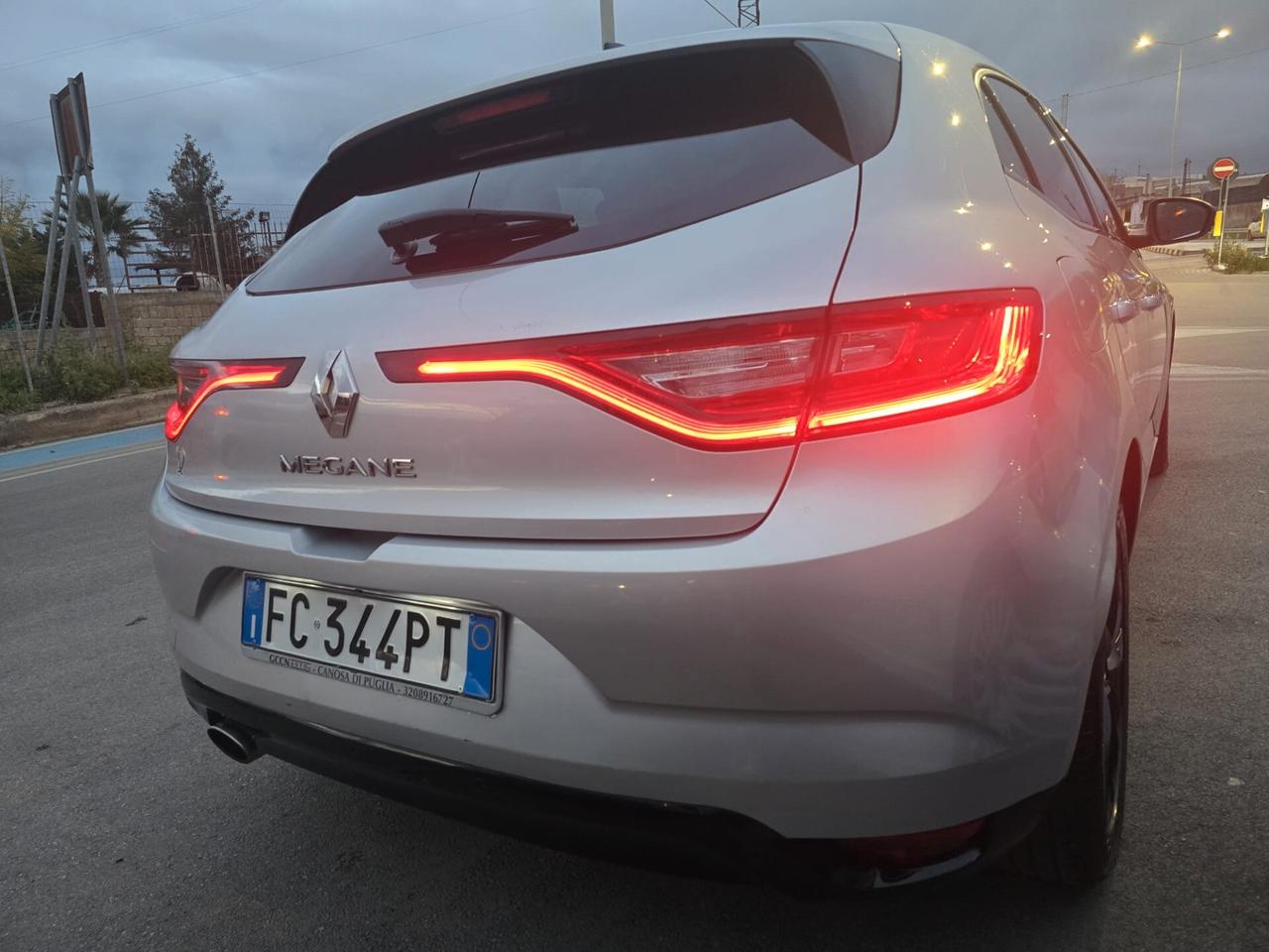 Renault Megane Mégane dCi 8V 110 CV EDC Energy Bose