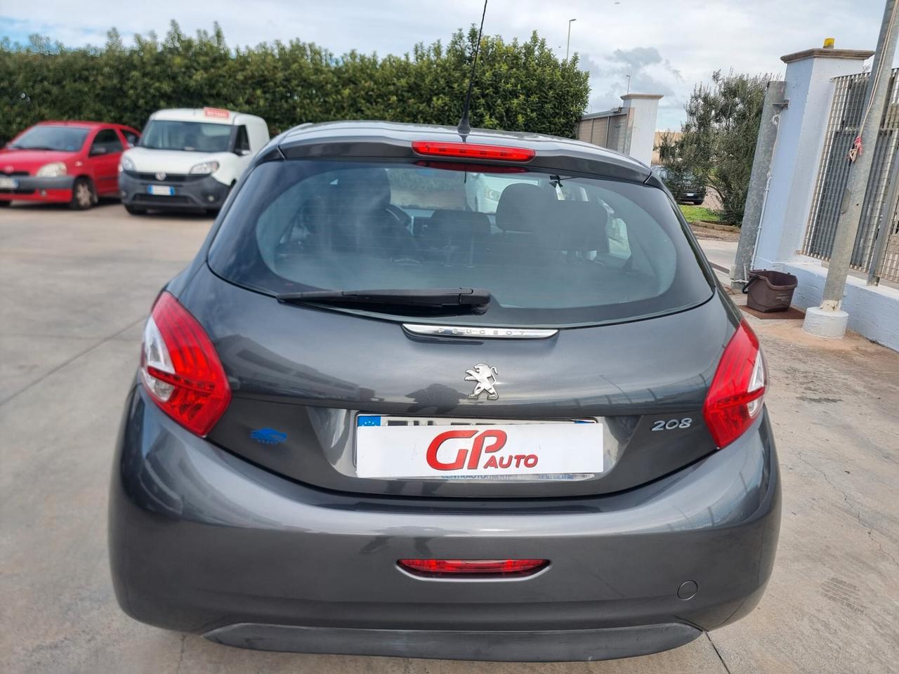 Peugeot 208 1.4 VTi 95 CV 5p. GPL Access