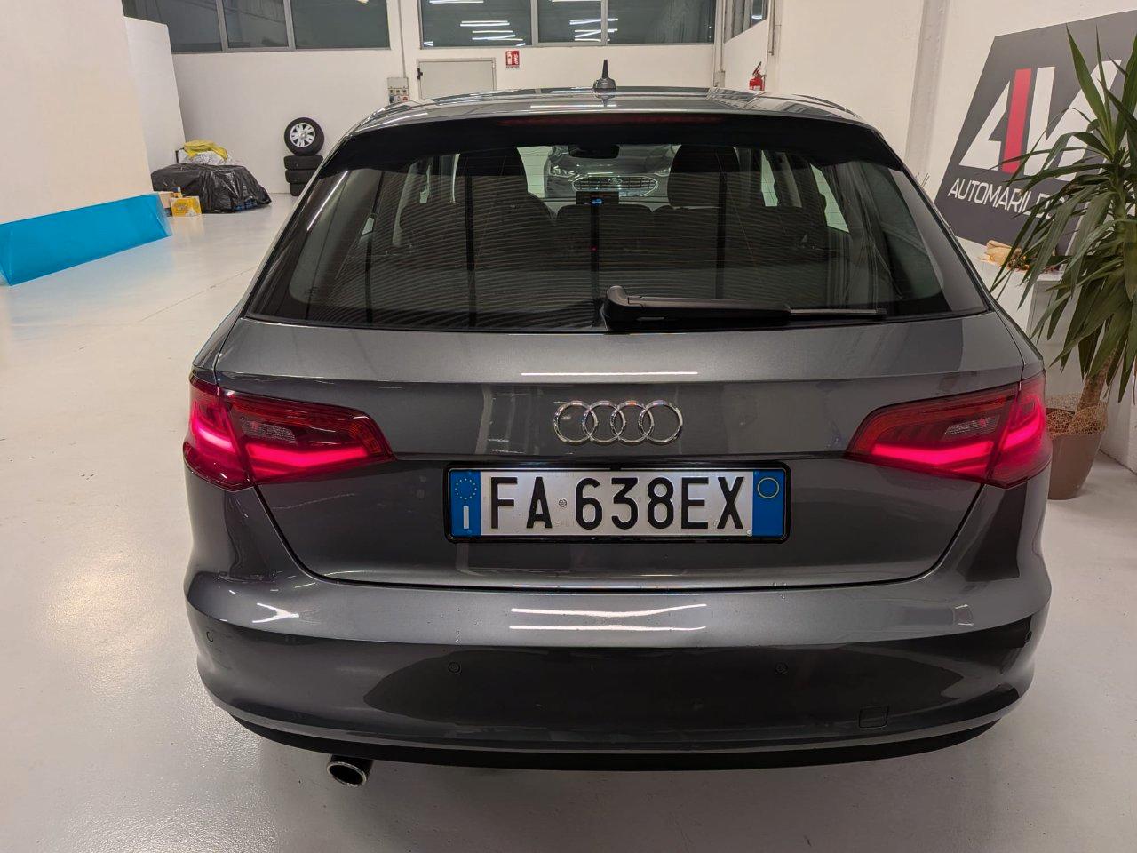 Audi A3 Sportback 1.6 tdi Admired 110cv s-tronic E6