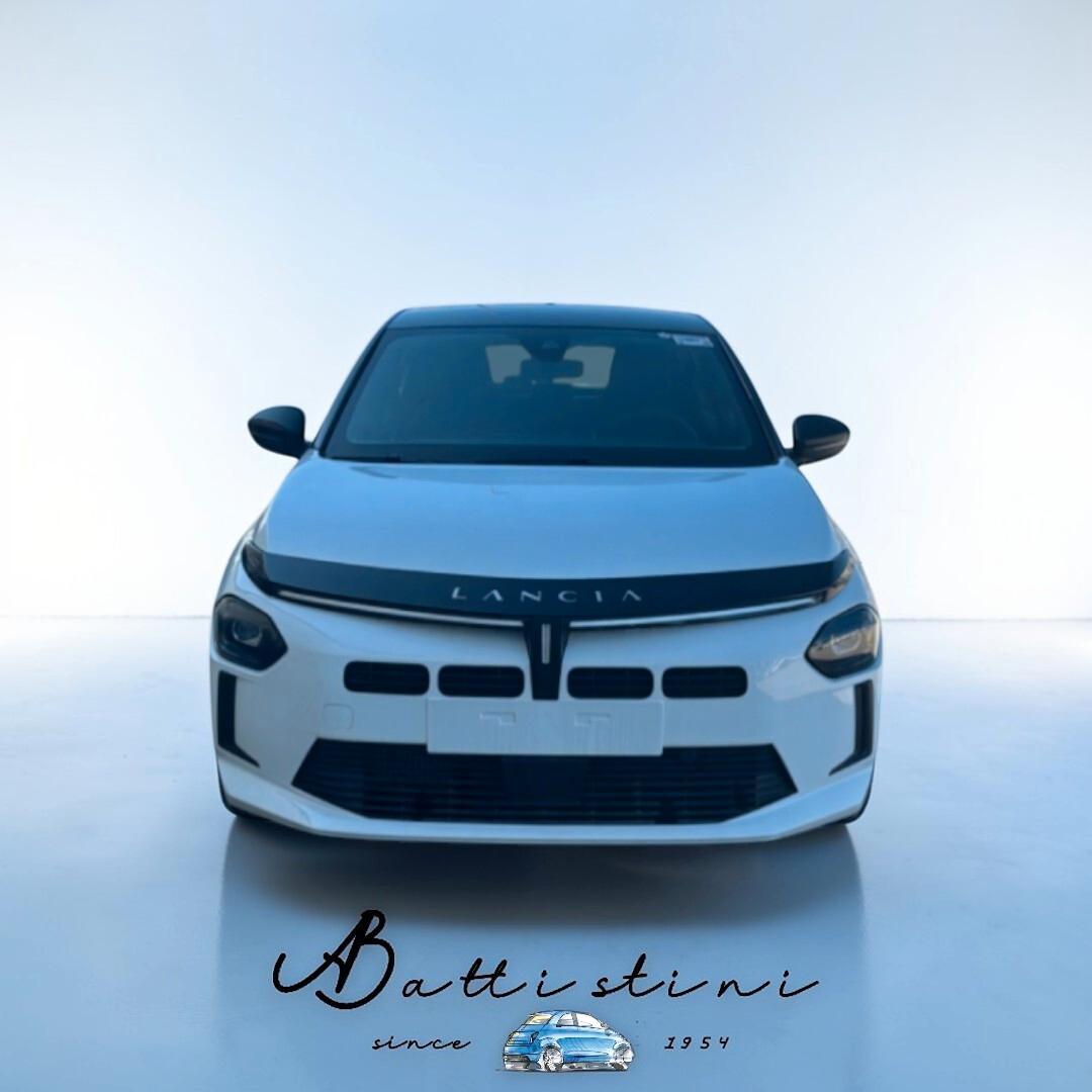 Lancia Ypsilon Hybrid e-DCT