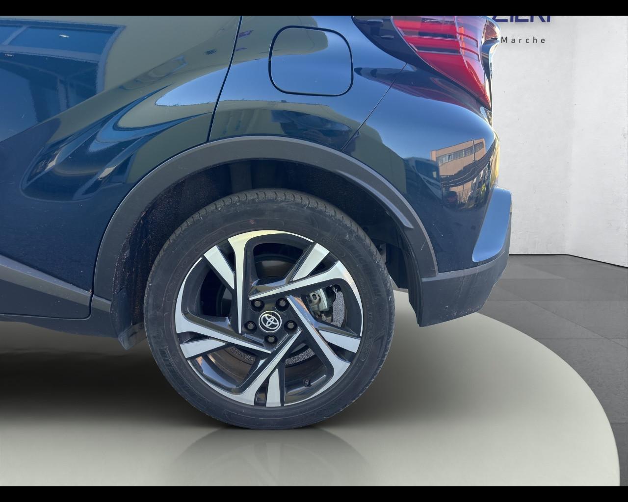 TOYOTA C-HR (2016-2023) - C-HR 1.8 Hybrid E-CVT Trend