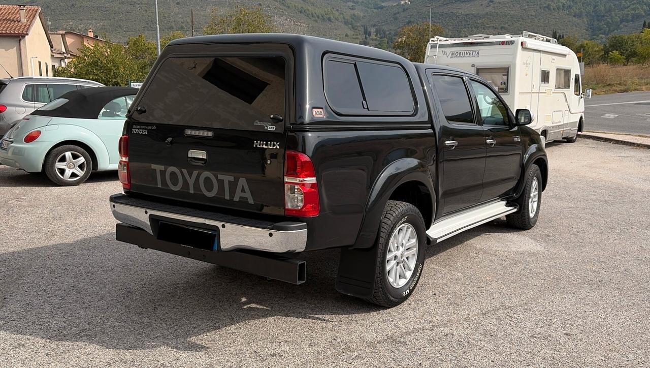 Toyota Hilux 3.0 D-4D aut.4WD 4p. DC Stylex