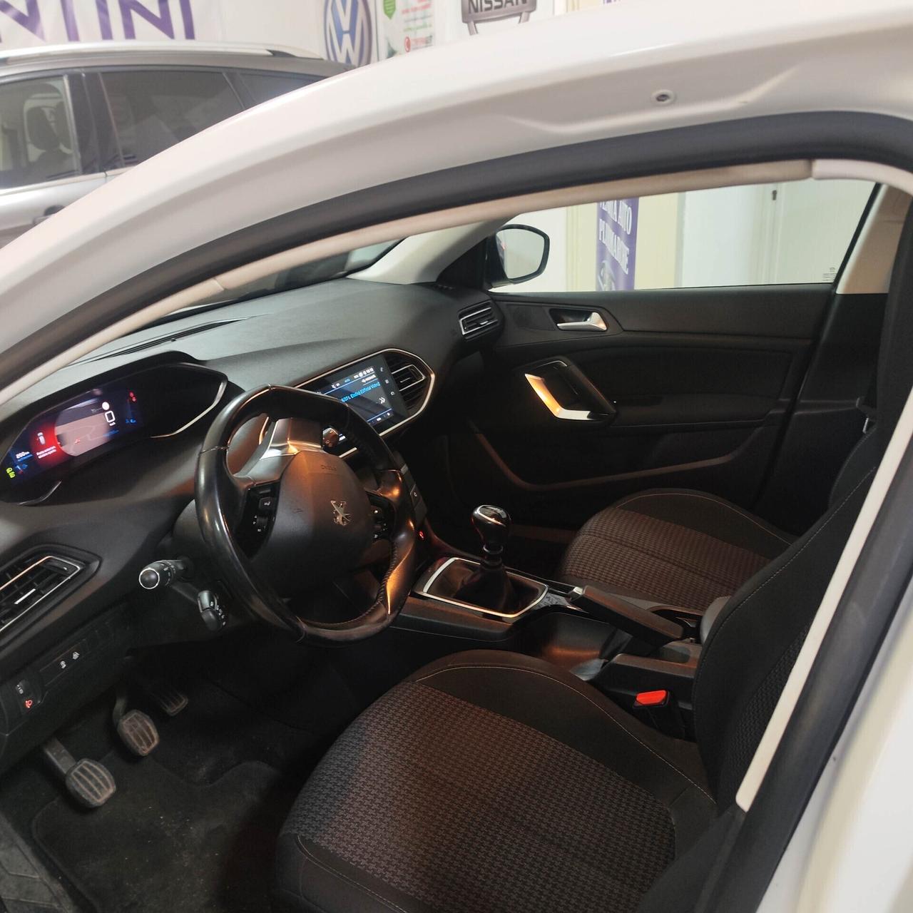 Peugeot 308 BlueHDi 100 S&S SW ACTIVE( 12 mesi di garanzia)