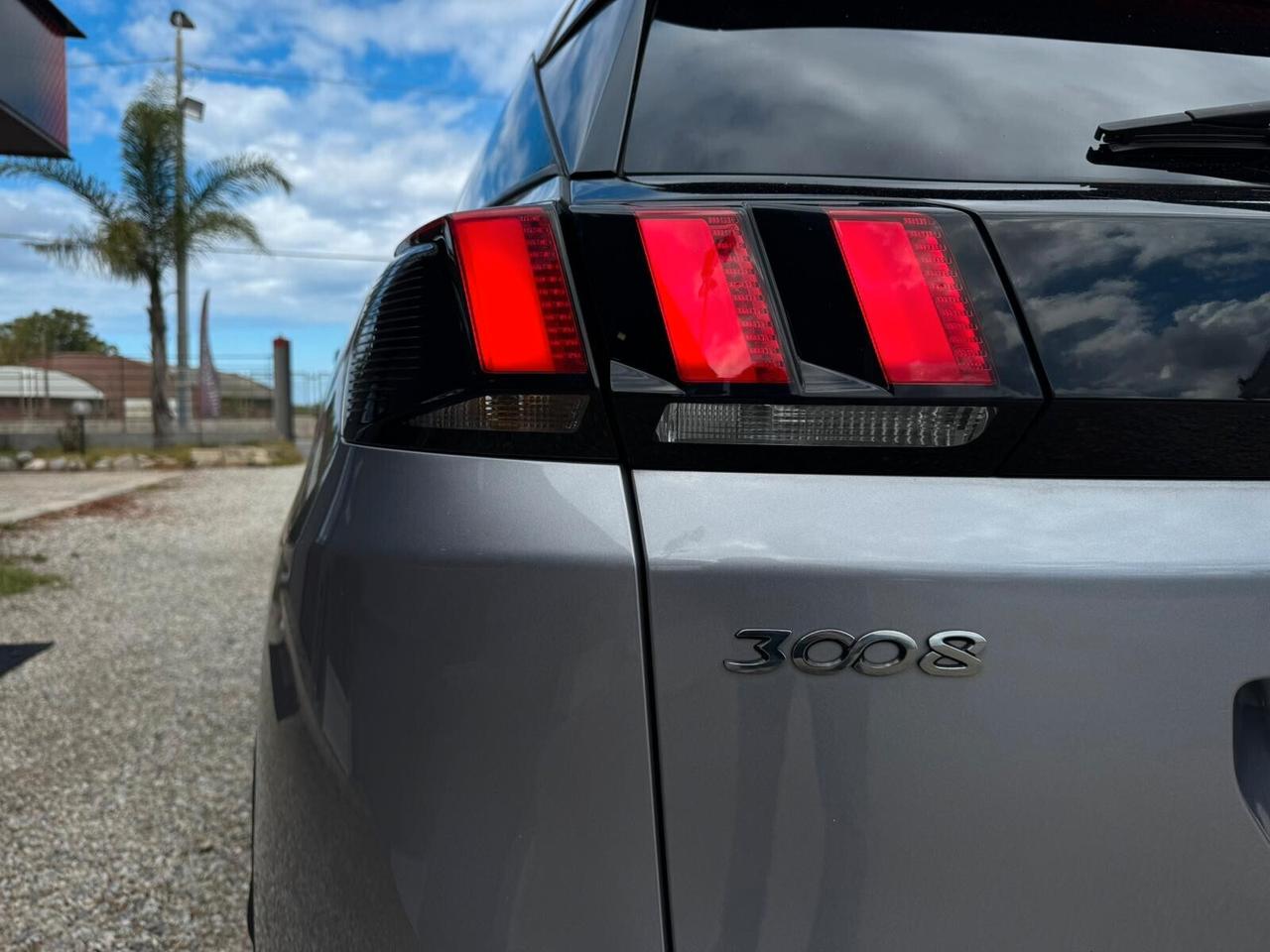 Peugeot 3008 BlueHDi 130 S&S Allure