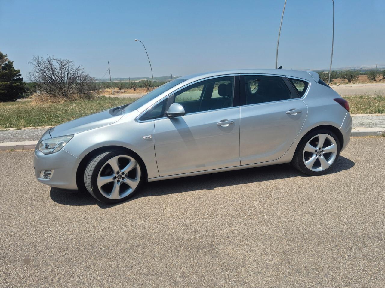 Opel Astra cosmo 1.4 Turbo 140CV 5 porte 2012