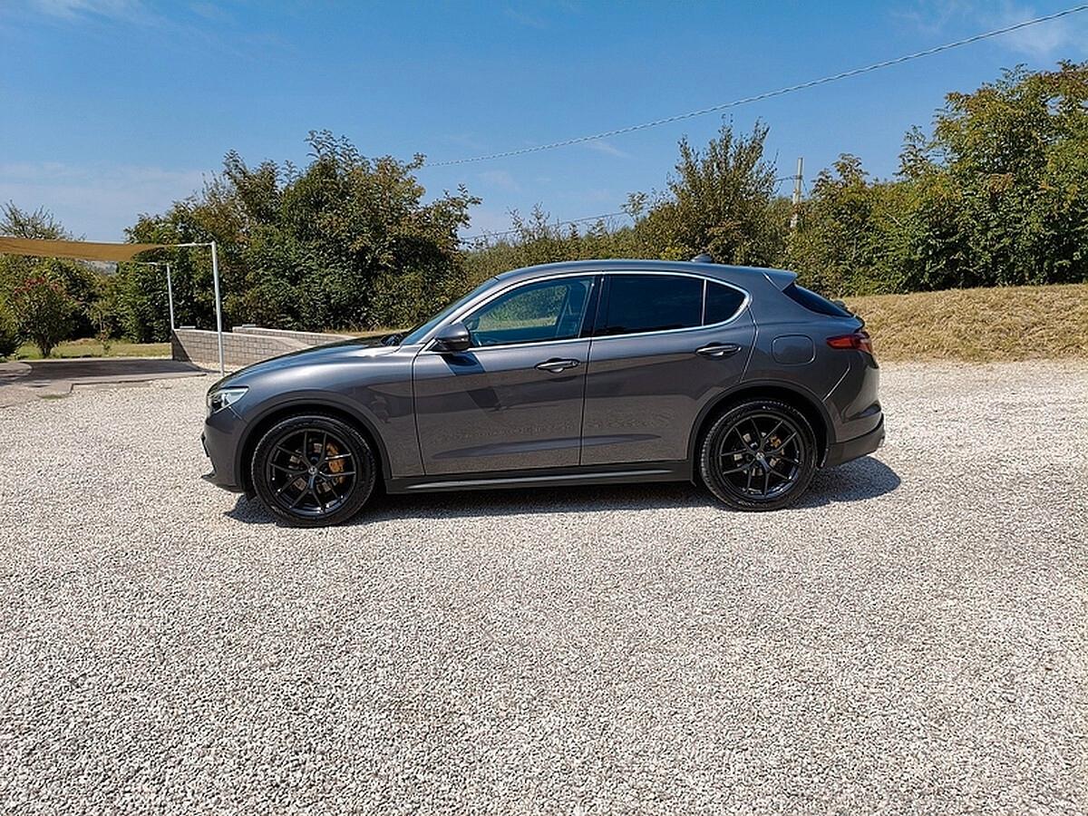 Alfa Romeo Stelvio Executive 2.2 Td Rwd