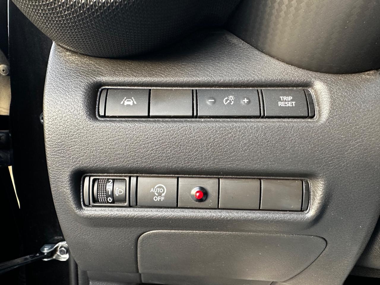 Nissan Juke 1.0 DIG-T 114 CV Tekna