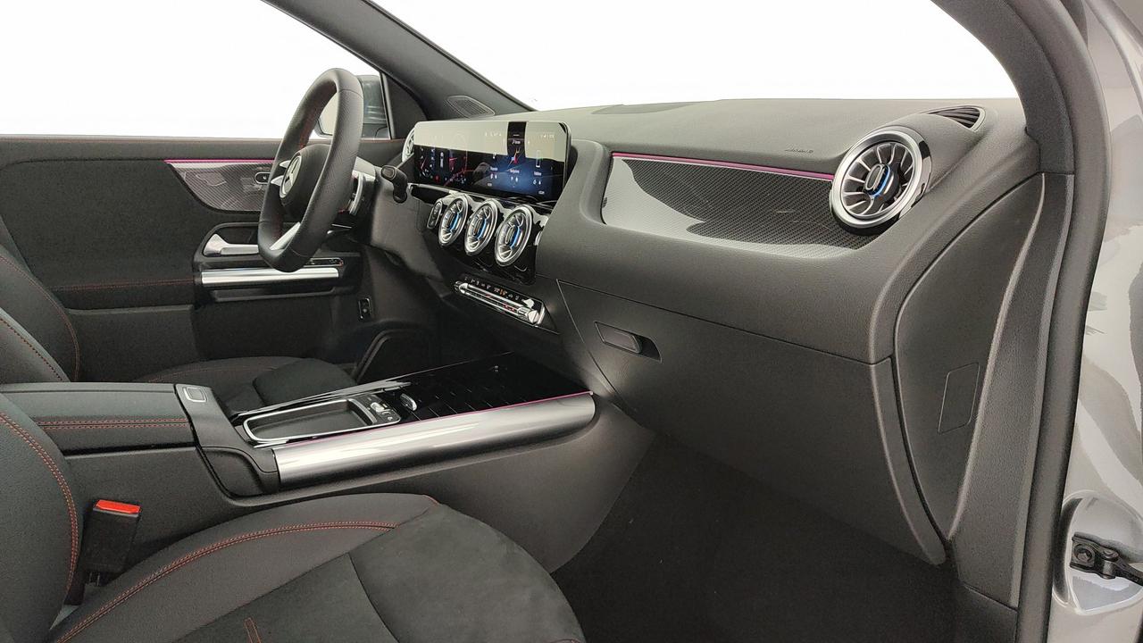 Mercedes-Benz GLA 200 d automatic