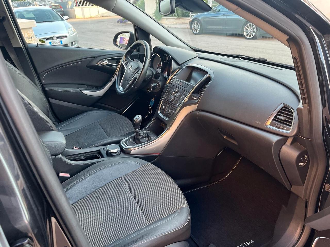 Opel Astra 1.7 CDTI 110CV 5 porte Cosmo