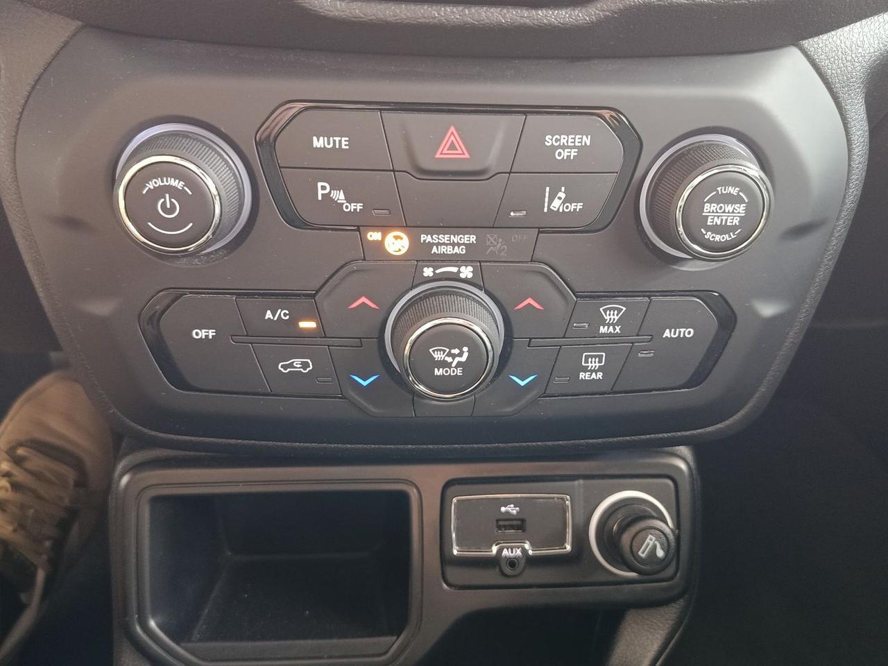 Jeep Renegade 1.0 T-GDI Limited #6050