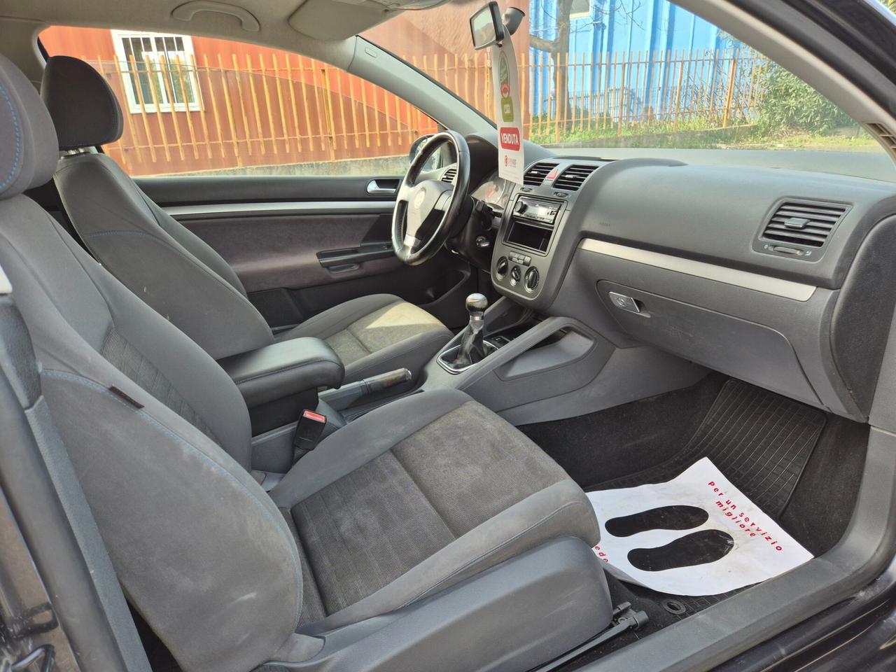 Volkswagen Golf 1.6 3p. Comfortline