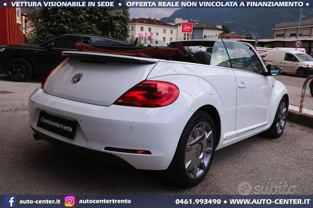 Volkswagen Maggiolino Cabrio 2.0 TDI DSG Karm...