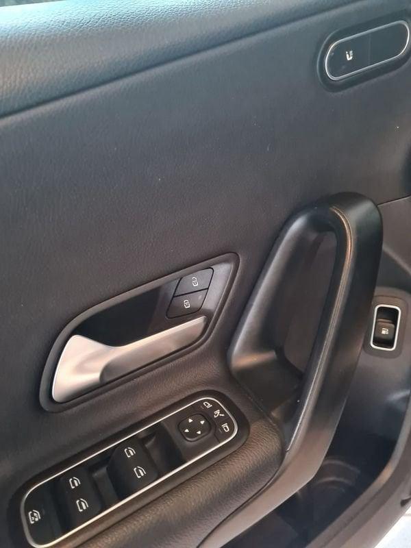 Mercedes-Benz Classe A Berlina A 250 e Plug-in At Advanced Progressive - IVA ESPOSTA !