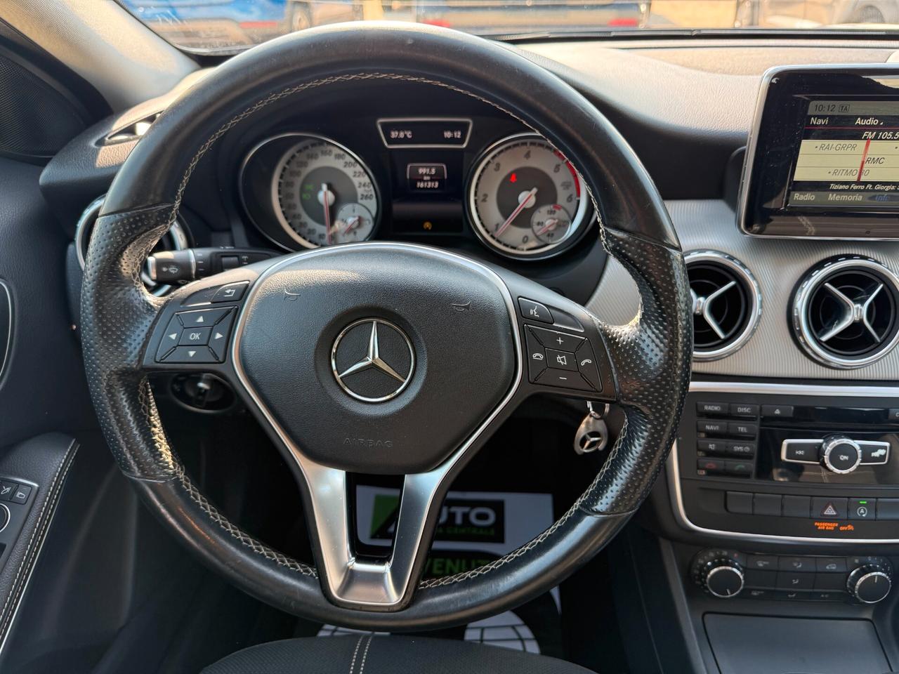 Mercedes-benz GLA 180 CDI Premium
