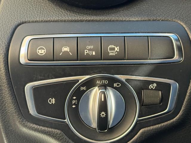 MERCEDES-BENZ GLC 220 d 4Matic Coupé Sport (FULL OPTIONAL)