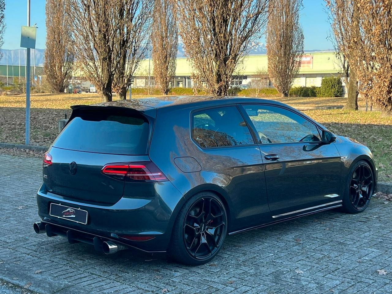 Volkswagen Golf GTI Performance 2.0 TSI DSG 3p. 230CV