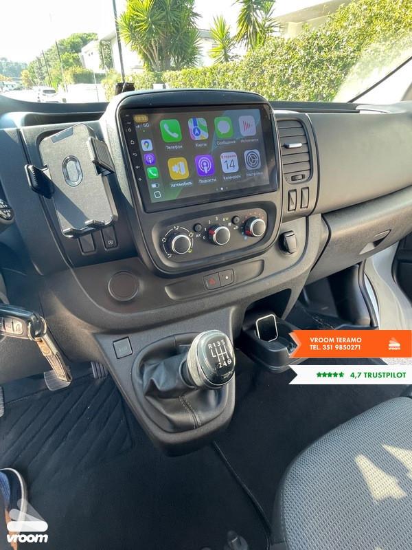 RENAULT Trafic 2.0 dCi 120CV DISABILI