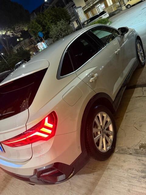 Audi Q3 SPB 35 TDI quattro S tronic Business Plus