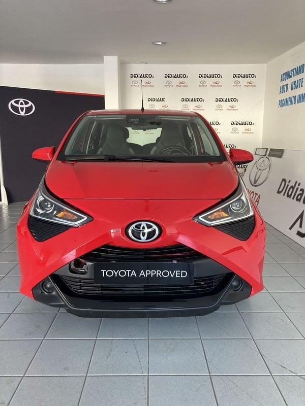 Toyota Aygo Connect 1.0 VVT-i 72 CV 5 porte x-play MMT