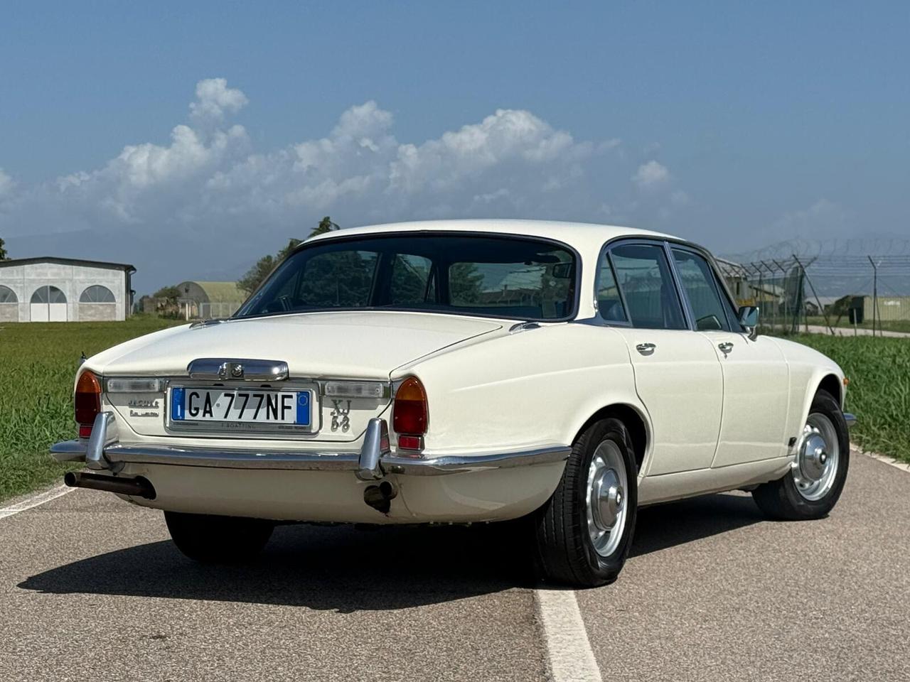 Jaguar XJ12 5.3 ASI iniection