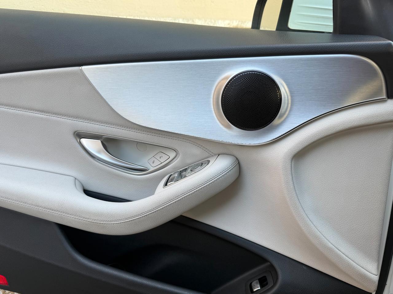 Mercedes-benz C 220 d Coupé Premium