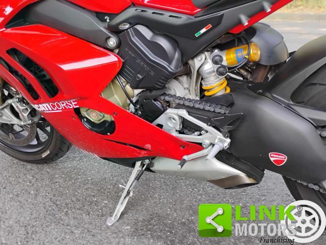 DUCATI Panigale V4 S