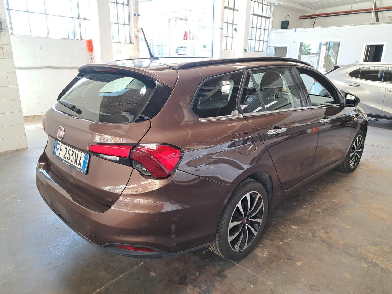 Fiat Tipo 1.6 Mjt S&S SW Lounge