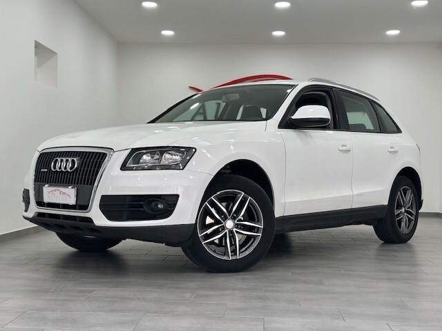 Audi Q5 2.0 TDI 4X4 GANCIO DI TRAINO