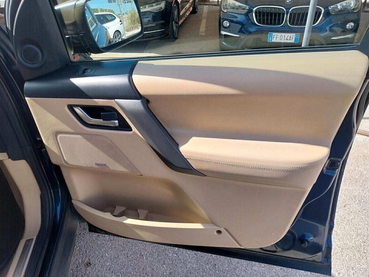 Land Rover Freelander 2.2 TD4 HSE