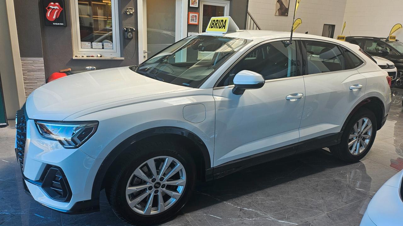 Audi Q3 SPB 45 TFSI e S tronic Business Plus