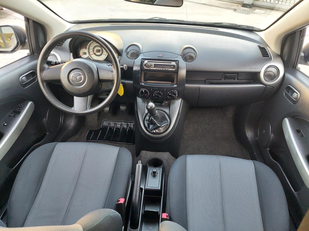 Mazda 2 1.3 16V 75CV 5porte Easy