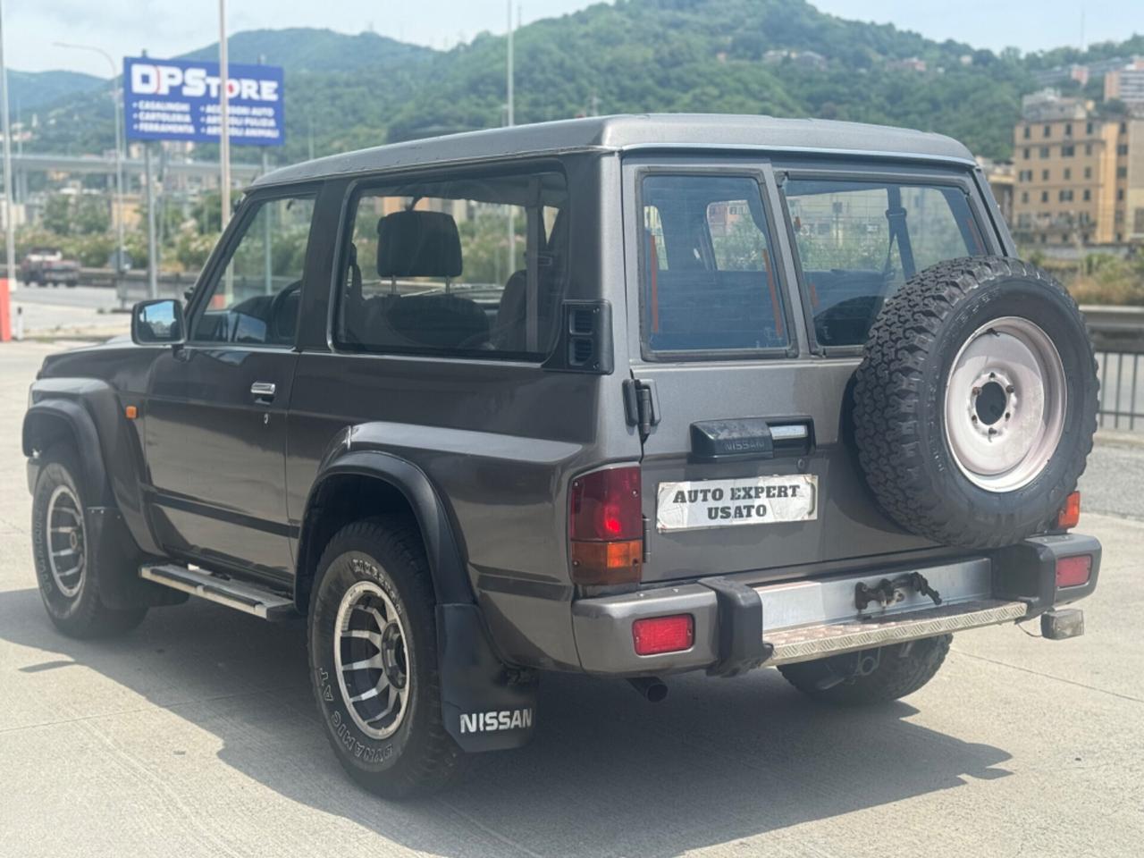 Nissan Patrol GR 2.8 TD intercoller 5posti