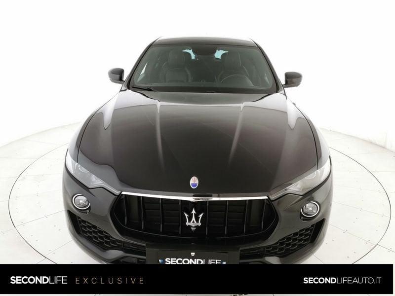 Maserati Levante 3.0 V6 430cv auto