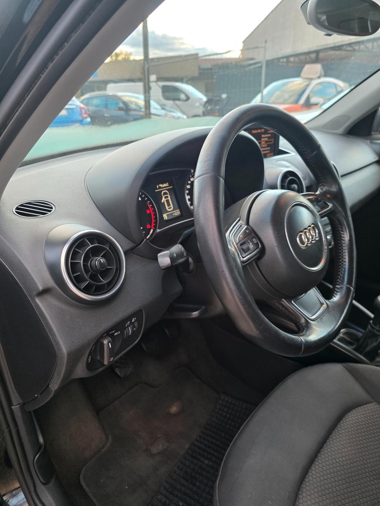 Audi A1 SPB 1.6 TDI Ambition neopatentati