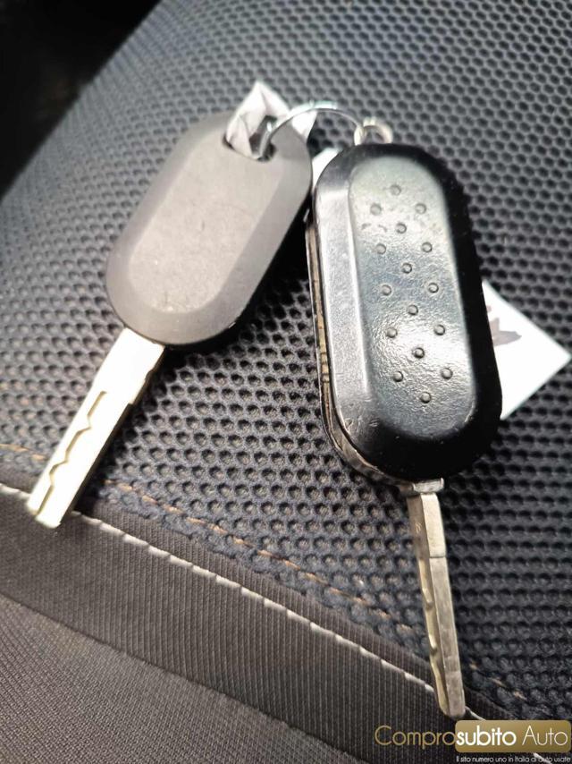 LANCIA Ypsilon 1.2 69 CV 5 porte Gold