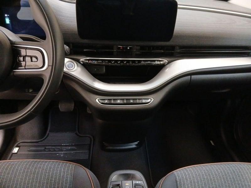 FIAT 500 500e 42 kWh La Prima